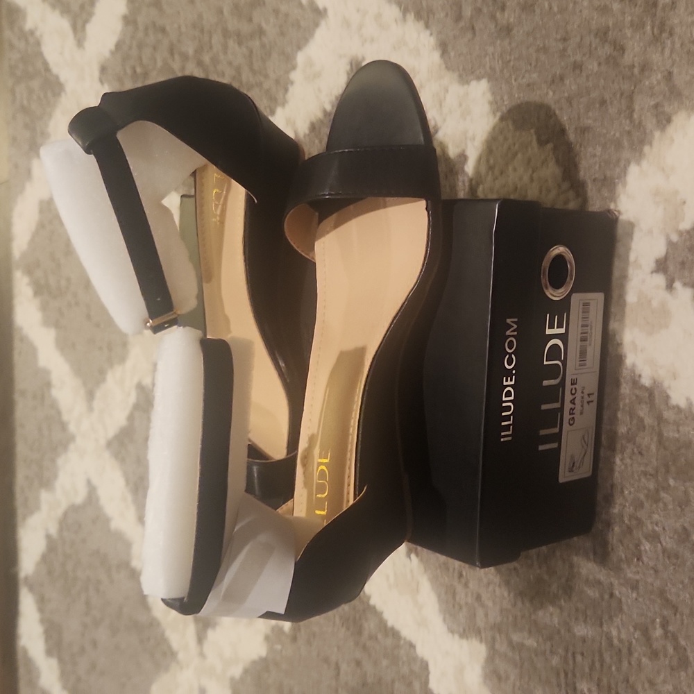 Low wedge heels, Never worn